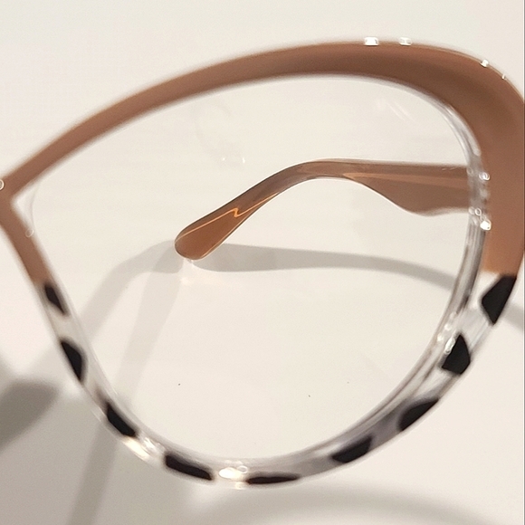 Blue Light Blocking Cat Eye Leopard Print/Beige Computer Glasses (no power) - Picture 7 of 12